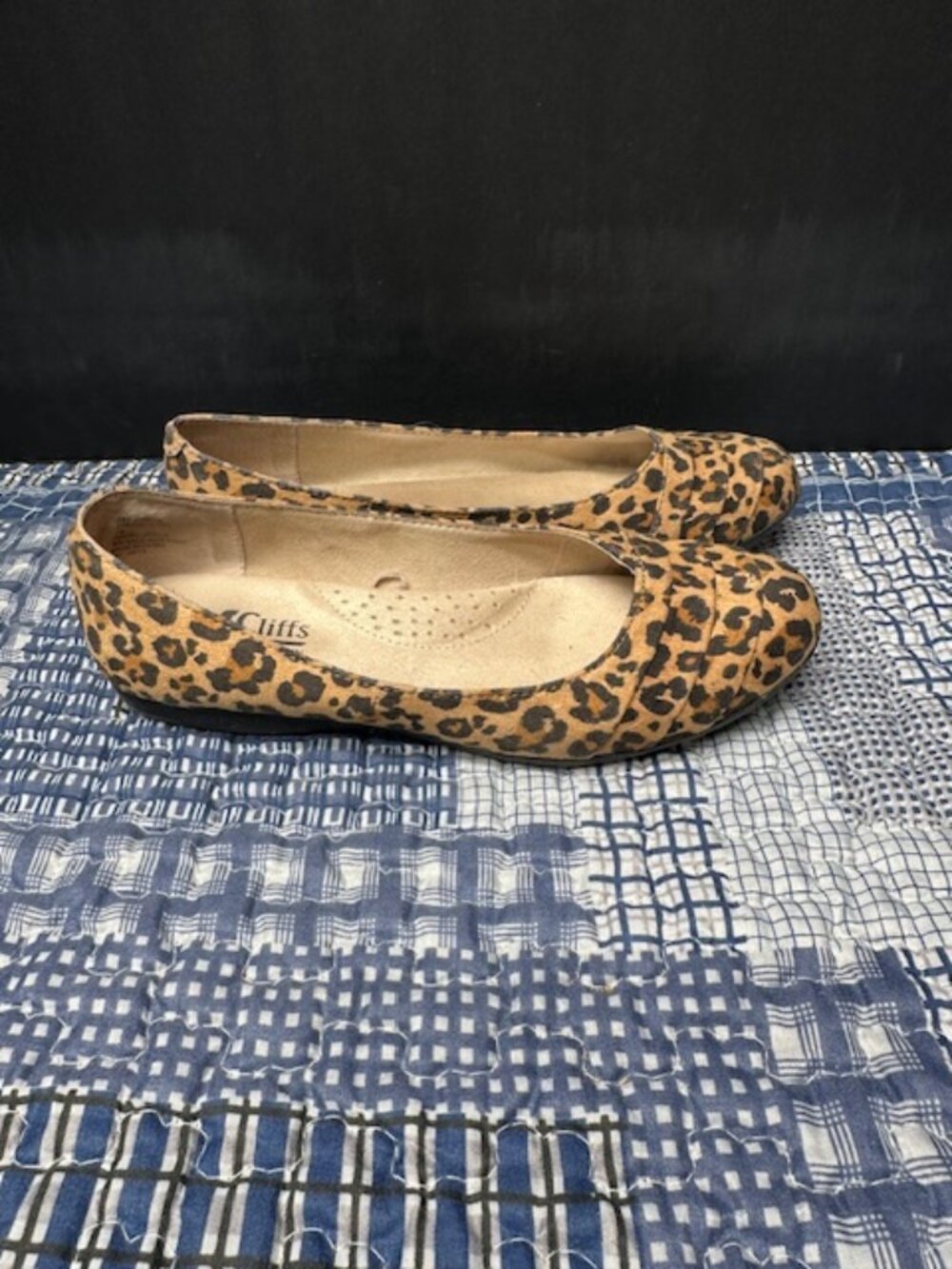 Cliffs By White Mountain Flats Woman's Size 7